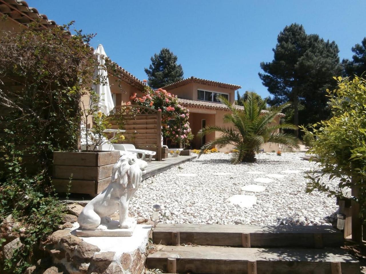 La Moucheliere Chambre D Hotes La Garde-Freinet Exteriör bild